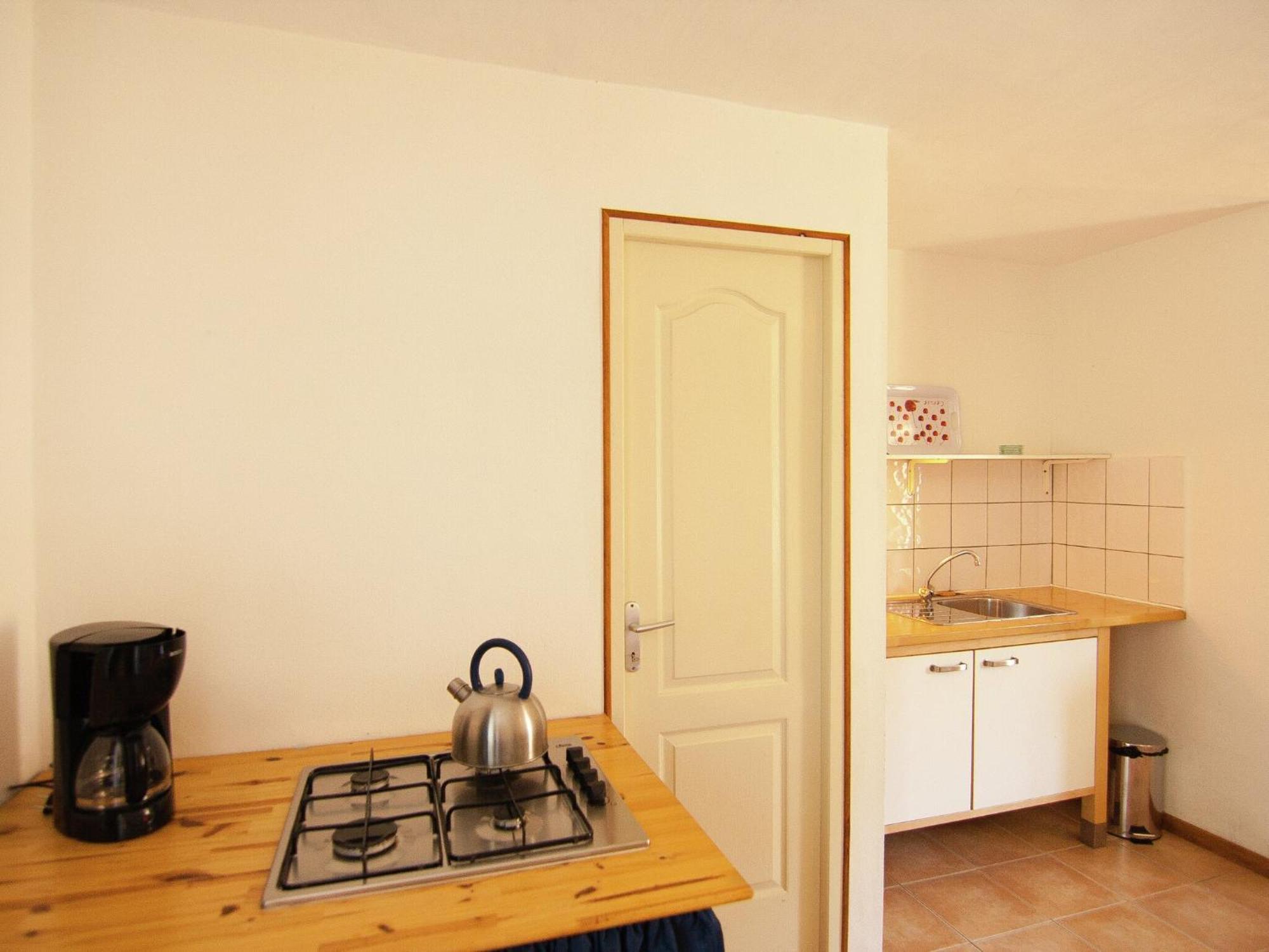 Appealing Apartment In Vezac With Swimming Pool Beynac-et-Cazenac Esterno foto